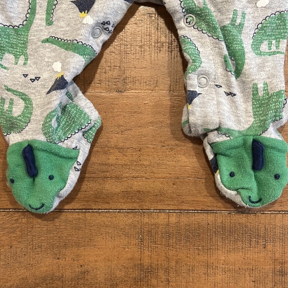 EGG NY & Carter’s Dino Bundle - Picture 4 of 11